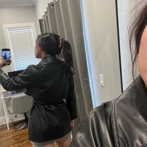 Leather jacket - Picture 7 of 7